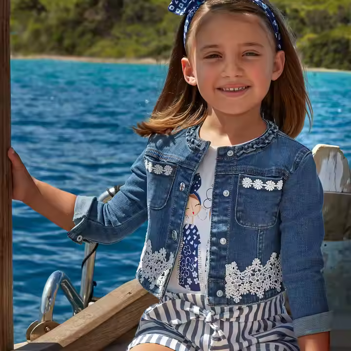 2024 Guangzhou Hot Sale Denim Jacket for Kids Girls Wholesale Fashion Children Jeans Jacket Factory